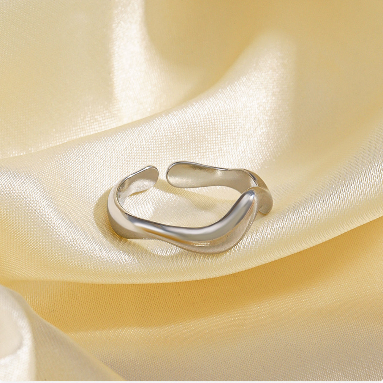 Simplistic Ring